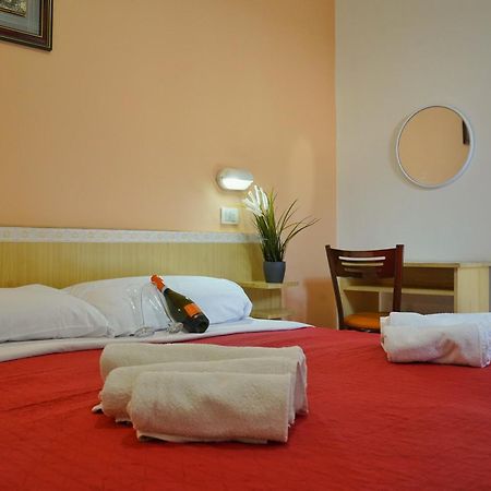 Hotel Malibù Rimini Extérieur photo