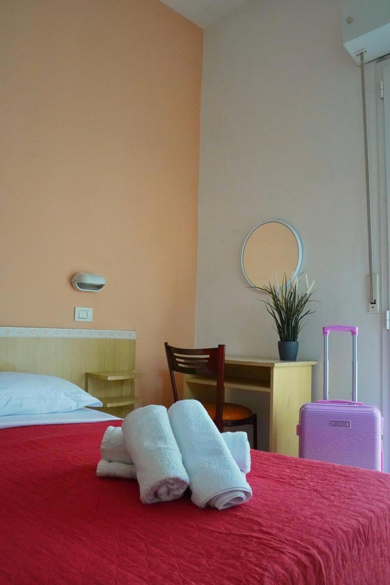 Hotel Malibù Rimini Extérieur photo